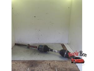 Gebruikte Steekas rechts-voor Landrover Discovery Sport (LC) 2.0 TD4 150 16V Prijs op aanvraag aangeboden door Rooie Ben autodemontage