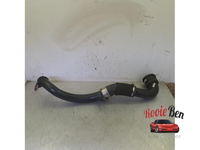 Gebruikte Intercooler Buis Landrover Discovery Sport (LC) 2.0 TD4 150 16V Prijs € 50,00 Margeregeling aangeboden door Rooie Ben autodemontage