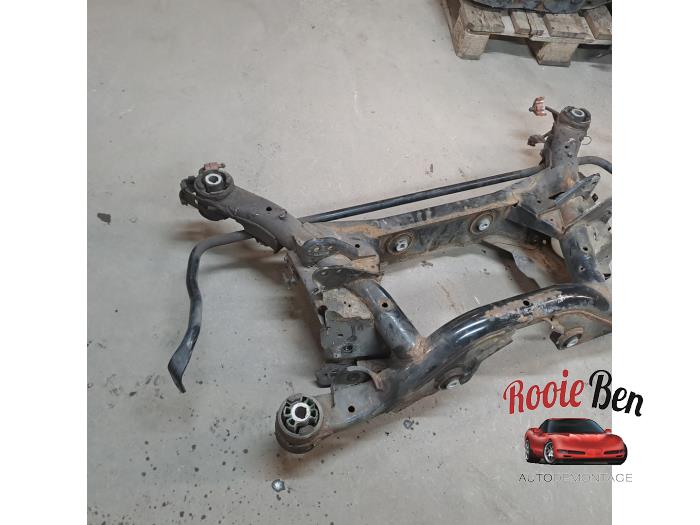 Gebruikte Subframe Landrover Discovery Sport (LC) 2.0 TD4 150 16V Prijs € 200,00 Margeregeling aangeboden door Rooie Ben autodemontage