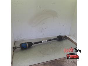 Gebruikte Steekas links-achter Landrover Discovery Sport (LC) 2.0 TD4 150 16V Prijs € 50,00 Margeregeling aangeboden door Rooie Ben autodemontage