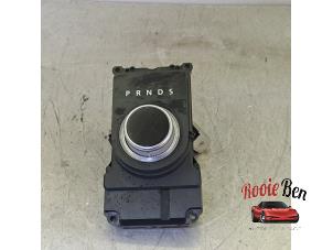 Gebruikte Selectiehendel automaat Landrover Discovery Sport (LC) 2.0 TD4 150 16V Prijs op aanvraag aangeboden door Rooie Ben autodemontage