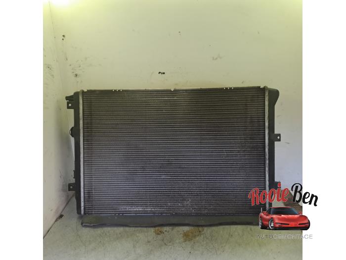 Gebruikte Radiateur Volkswagen Tiguan (5N1/2) 1.4 TSI 16V 4Motion Prijs € 100,00 Margeregeling aangeboden door Rooie Ben autodemontage