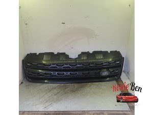 Gebruikte Grille Landrover Discovery Sport (LC) 2.0 TD4 150 16V Prijs op aanvraag aangeboden door Rooie Ben autodemontage