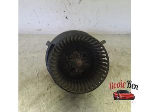Gebruikte Blower Volkswagen Tiguan (5N1/2) 1.4 TSI 16V 4Motion Prijs € 45,00 Margeregeling aangeboden door Rooie Ben autodemontage