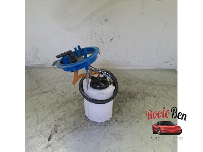 Gebruikte Tank element Pomp Volkswagen Polo VI (AW1) 1.0 MPI 12V Prijs € 50,00 Margeregeling aangeboden door Rooie Ben autodemontage