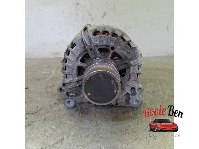 Gebruikte Dynamo Audi Q2 (GAB/GAG) 1.5 35 TFSI 16V Prijs € 75,00 Margeregeling aangeboden door Rooie Ben autodemontage