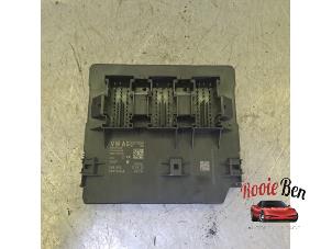Gebruikte Bodycontrol Module Volkswagen Caddy III (2KA,2KH,2CA,2CH) 1.6 TDI 16V Prijs op aanvraag aangeboden door Rooie Ben autodemontage