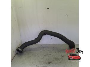 Gebruikte Intercooler Buis Volvo V70 (BW) 1.6 T4 16V Prijs € 25,00 Margeregeling aangeboden door Rooie Ben autodemontage