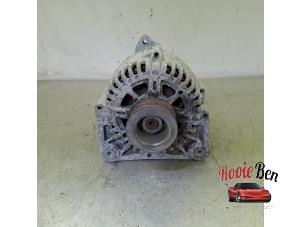 Gebruikte Alternator Dacia Duster (HS) 1.6 16V LPG Prijs op aanvraag aangeboden door Rooie Ben autodemontage