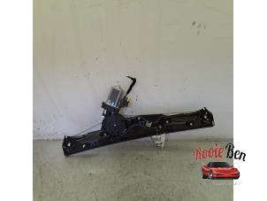 Gebruikte Raammechaniek 2Deurs links-voor Ford Ka II 1.2 Prijs € 35,00 Margeregeling aangeboden door Rooie Ben autodemontage