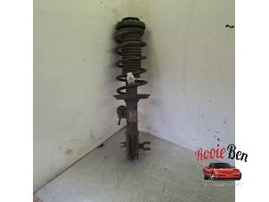 Gebruikte Mac Phersonpoot rechts-voor Chevrolet Spark (M300) 1.0 16V Bifuel Prijs € 45,00 Margeregeling aangeboden door Rooie Ben autodemontage