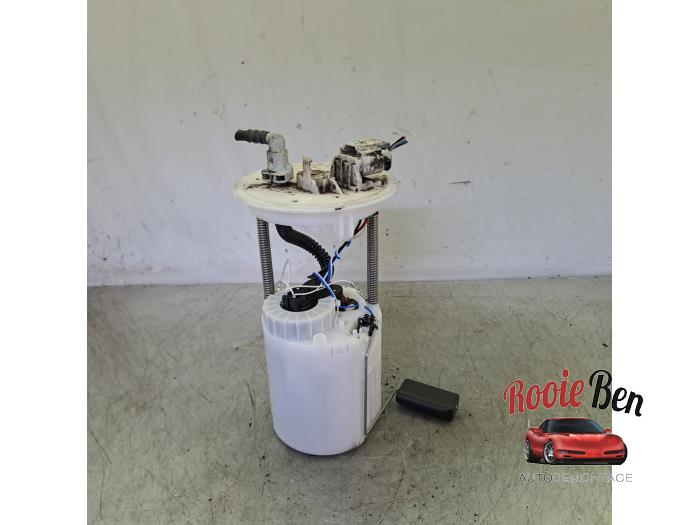 Brandstofpomp Elektrisch van een Chevrolet Spark (M300) 1.0 16V Bifuel 2011