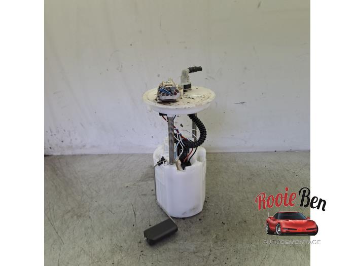 Brandstofpomp Elektrisch van een Chevrolet Spark (M300) 1.0 16V Bifuel 2011