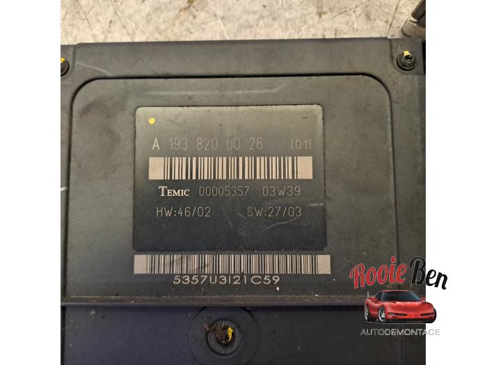 Computer Body Control van een Chrysler Crossfire 3.2 V6 18V 2003