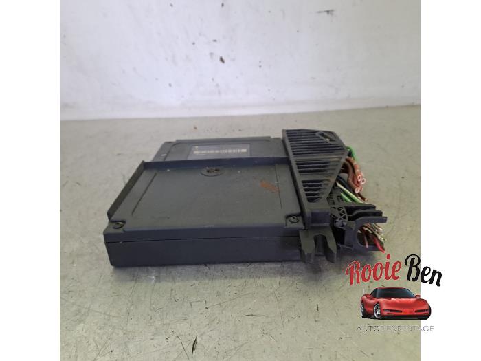 Computer Body Control van een Chrysler Crossfire 3.2 V6 18V 2003