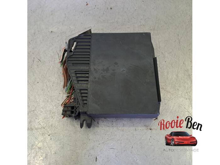 Computer Body Control van een Chrysler Crossfire 3.2 V6 18V 2003