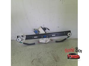 Gebruikte Raammechaniek 4Deurs links-achter BMW X3 (E83) 2.0d 16V Prijs € 30,00 Margeregeling aangeboden door Rooie Ben autodemontage