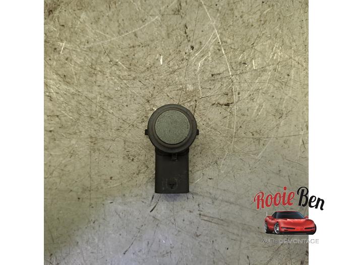 PDC Sensor van een Opel Astra K 1.0 Turbo 12V 2017