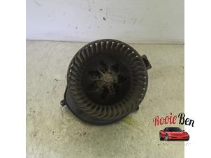 Gebruikte Kachel Ventilatiemotor Dodge Nitro 3.7 STX V6 4x4 Autom. Prijs op aanvraag aangeboden door Rooie Ben autodemontage