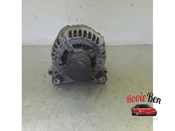 Gebruikte Dynamo Volkswagen Touran (1T1/T2) 2.0 FSI 16V Prijs € 25,00 Margeregeling aangeboden door Rooie Ben autodemontage
