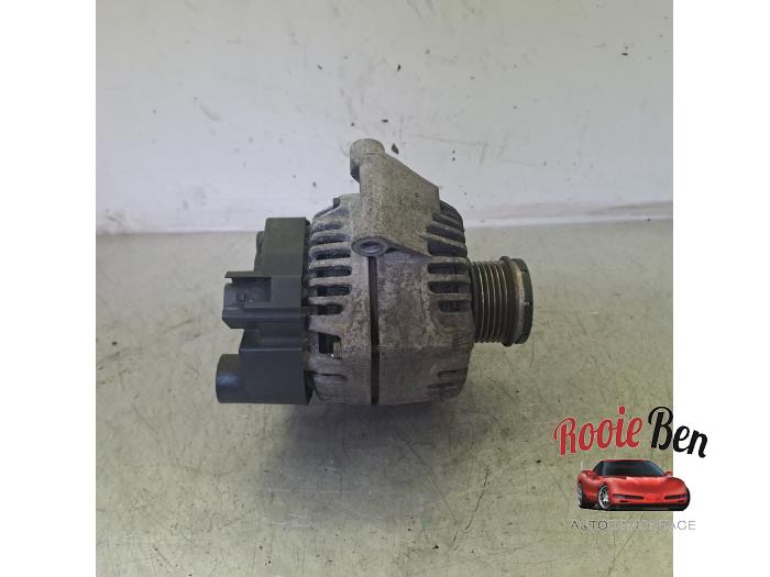 Dynamo van een Fiat Punto III (199) 1.3 JTD Multijet 80 16V 2014
