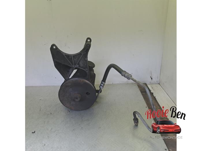 Gebruikte Stuurpomp Chevrolet K-Serie 4x4 5.7 V8 TBI K107 Prijs € 75,00 Margeregeling aangeboden door Rooie Ben autodemontage