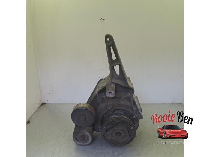 Gebrauchte Aircopomp Chevrolet K-Serie 4x4 5.7 V8 TBI K107 Preis € 100,00 Margenregelung angeboten von Rooie Ben autodemontage