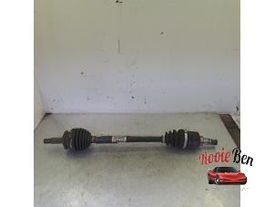 Gebruikte Steekas links-voor Volkswagen Up! (121) 1.0 12V 60 Prijs € 35,00 Margeregeling aangeboden door Rooie Ben autodemontage