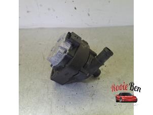 Gebruikte Waterpomp Mercedes Citan (420.6) 1.5 108 CDI Prijs op aanvraag aangeboden door Rooie Ben autodemontage