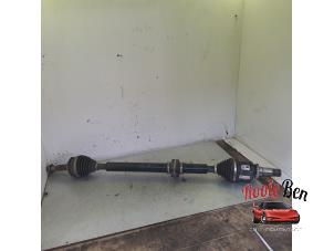 Gebruikte Steekas rechts-voor Toyota Auris (E15) 1.8 16V HSD Full Hybrid Prijs € 35,00 Margeregeling aangeboden door Rooie Ben autodemontage