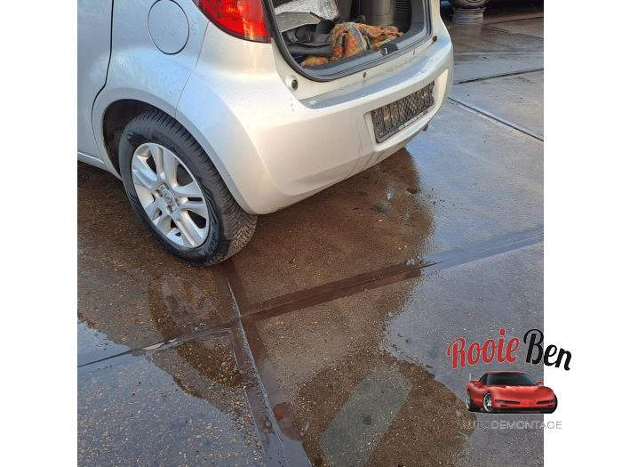Achterbumper van een Opel Agila (B) 1.2 16V 2011