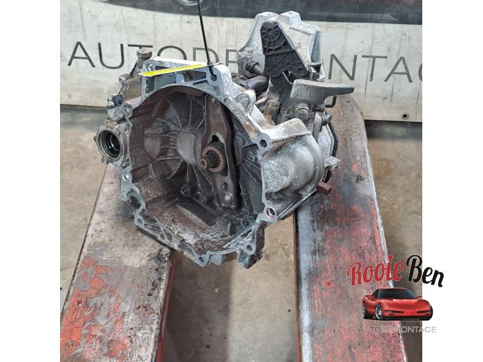 Gebruikte Versnellingsbak Volkswagen Polo VI (AW1) 1.0 MPi 12V Prijs € 400,00 Margeregeling aangeboden door Rooie Ben autodemontage