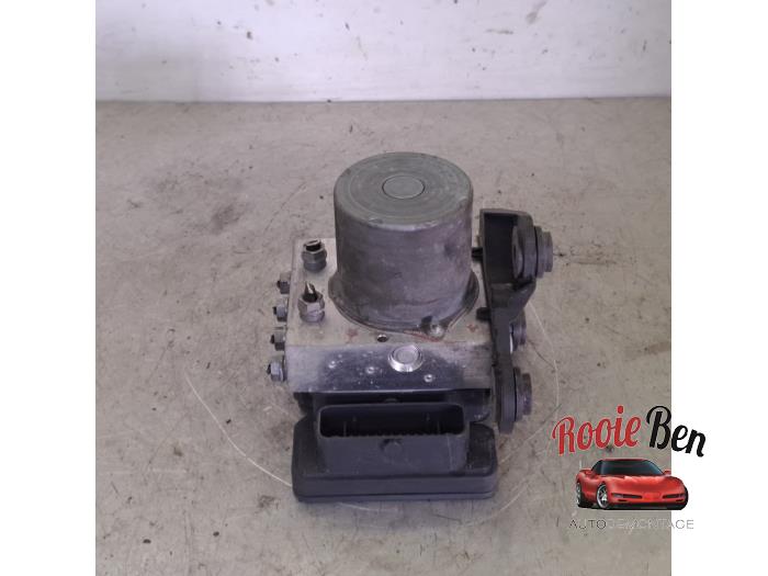 Gebruikte ABS Pomp Volkswagen Polo VI (AW1) 1.0 MPi 12V Prijs € 100,00 Margeregeling aangeboden door Rooie Ben autodemontage