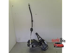 Gebruikte Slotmechaniek Portier 2Deurs rechts Ford Transit Custom 2.2 TDCi 16V Prijs € 50,00 Margeregeling aangeboden door Rooie Ben autodemontage