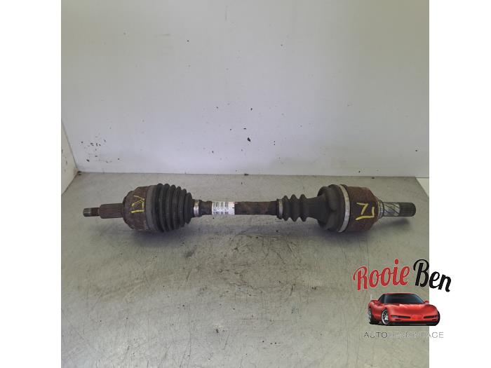 Gebruikte Steekas links-voor Renault Laguna III Estate (KT) 2.0 Turbo 16V GT Prijs € 50,00 Margeregeling aangeboden door Rooie Ben autodemontage