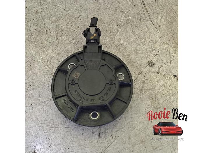 Gebruikte Nokkenas Sensor Volkswagen Golf VII (AUA) 2.0 R 4Motion 16V Prijs € 10,00 Margeregeling aangeboden door Rooie Ben autodemontage
