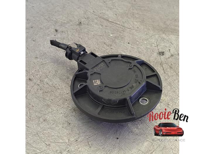 Gebruikte Nokkenas Sensor Volkswagen Golf VII (AUA) 2.0 R 4Motion 16V Prijs € 10,00 Margeregeling aangeboden door Rooie Ben autodemontage