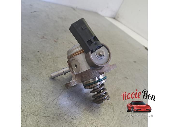 Gebruikte Hogedrukpomp Volkswagen Polo VI (AW1) 1.0 TSI 12V Prijs € 100,00 Margeregeling aangeboden door Rooie Ben autodemontage