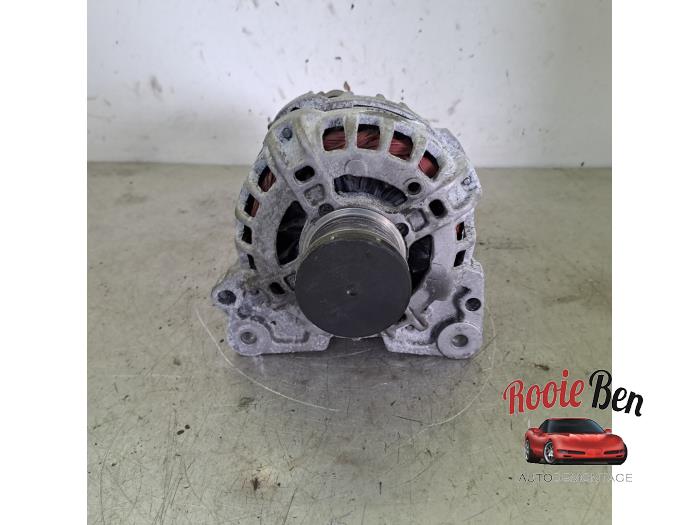 Gebruikte Dynamo Volkswagen Polo VI (AW1) 1.0 MPi 12V Prijs € 50,00 Margeregeling aangeboden door Rooie Ben autodemontage