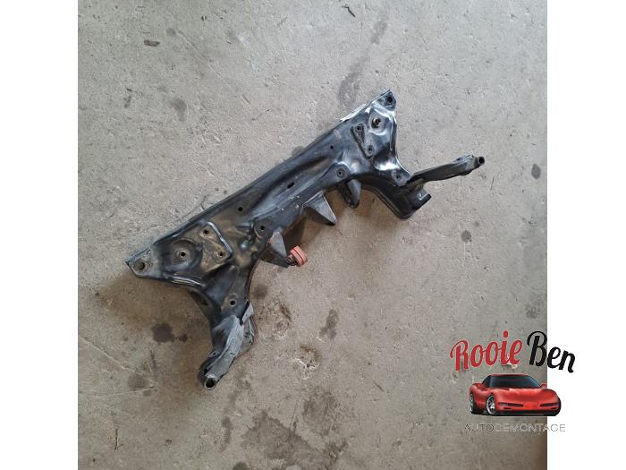 Gebruikte Subframe Ford Fiesta 7 1.0 EcoBoost 12V 100 Prijs € 100,00 Margeregeling aangeboden door Rooie Ben autodemontage