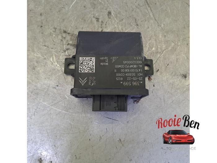 Gebruikte Module Verlichting Peugeot 208 II (UB/UH/UP) 1.2 Vti 12V PureTech 130 Prijs € 40,00 Margeregeling aangeboden door Rooie Ben autodemontage