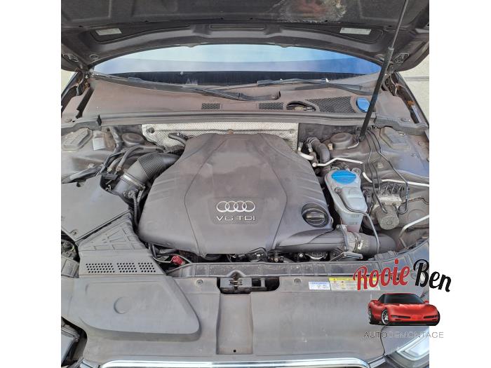 Gebruikte Motor Audi A4 Avant (B8) 3.0 TDI 245 V6 24V Quattro Prijs op aanvraag aangeboden door Rooie Ben autodemontage