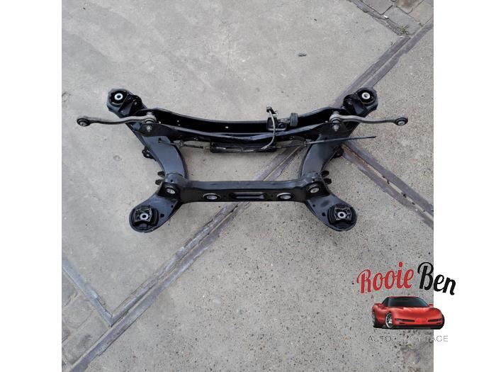 Gebruikte Subframe Mercedes C (W204) 2.2 C-180 CDI 16V BlueEFFICIENCY Prijs € 200,00 Margeregeling aangeboden door Rooie Ben autodemontage