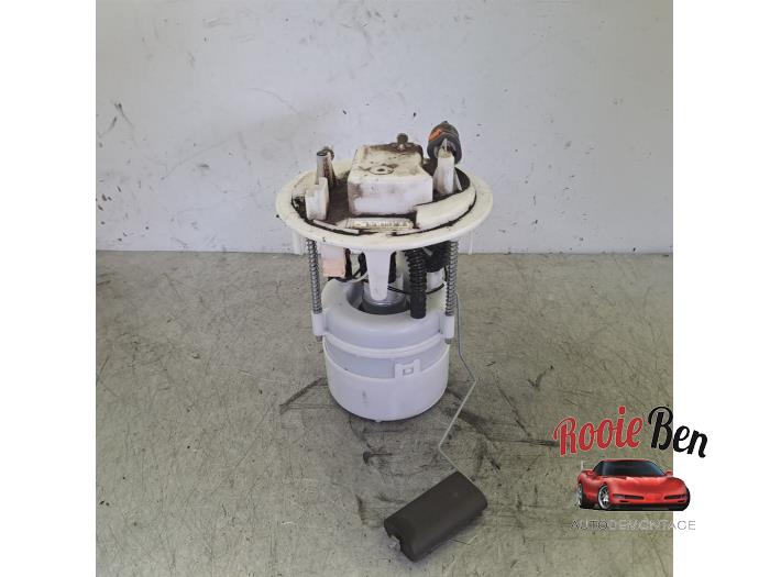 Gebruikte Tank element Pomp Peugeot 308 (L3/L8/LB/LH/LP) 1.6 16V THP 155 Prijs € 40,00 Margeregeling aangeboden door Rooie Ben autodemontage