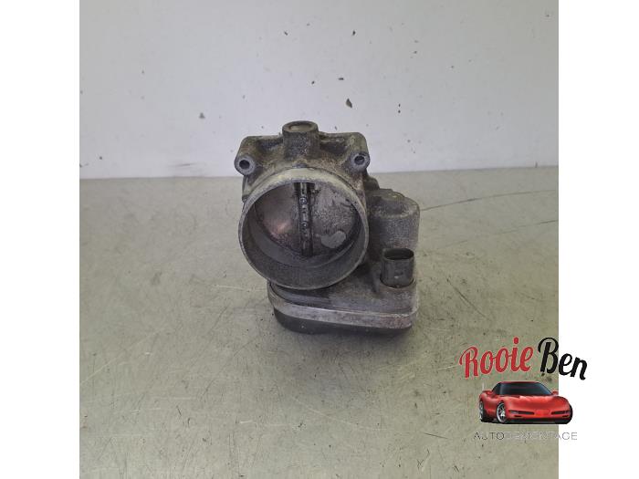 Gebruikte Gasklephuis Dodge Ram 1500 (DR/DH/D1/DC/DM) 5.7 V8 Hemi 1500 4x2 Prijs op aanvraag aangeboden door Rooie Ben autodemontage