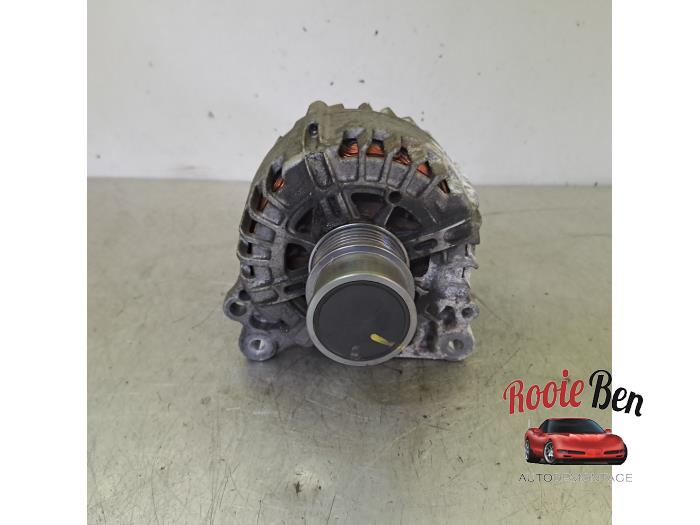 Gebruikte Dynamo Volkswagen Golf VII (AUA) 1.0 TSI 12V BlueMotion Prijs op aanvraag aangeboden door Rooie Ben autodemontage