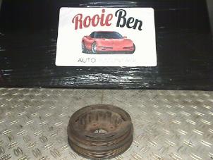 Gebruikte Krukas Poelie Chrysler Voyager/Grand Voyager (RG/RS) 2.5 CRD 16V Prijs € 25,00 Margeregeling aangeboden door Rooie Ben autodemontage