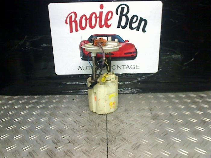 Gebruikte Brandstofpomp Mechanisch Fiat Punto II (188) 1.4 16V Prijs € 15,00 Margeregeling aangeboden door Rooie Ben autodemontage