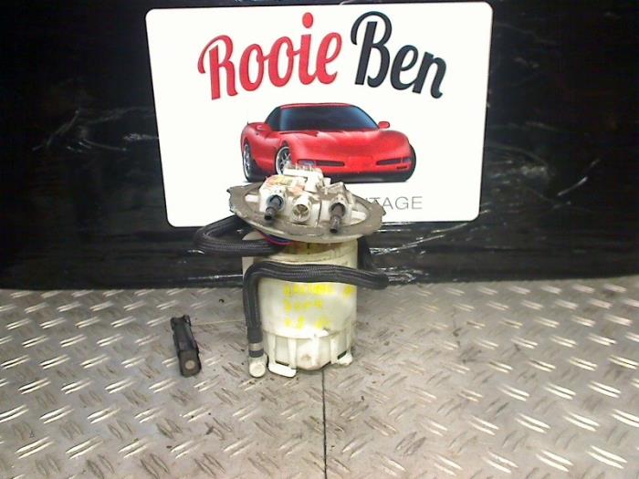 Gebruikte Brandstofpomp Mechanisch Opel Vectra C GTS 1.8 16V Prijs € 25,00 Margeregeling aangeboden door Rooie Ben autodemontage