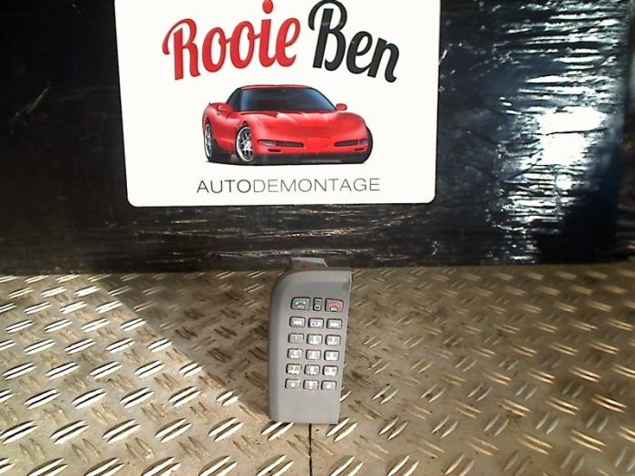 Gebruikte Telefoon Module Volvo S80 (TR/TS) 2.4 20V 140 Prijs € 15,00 Margeregeling aangeboden door Rooie Ben autodemontage